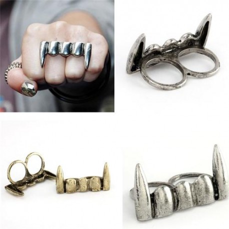 Silver Vampire Fang Teeth Ring - One Size `for petite fingers` - Non-adjustable